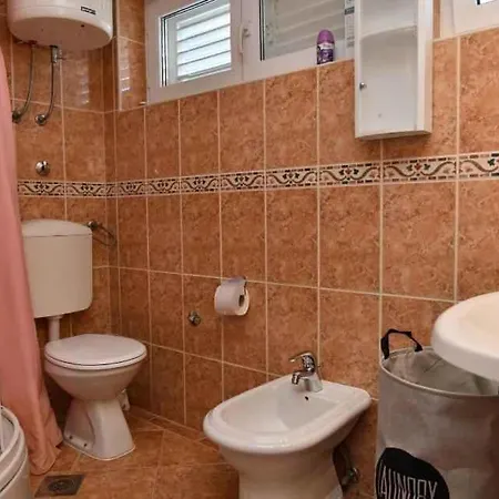 In - Insel Brac 31170 Appartement Supetar